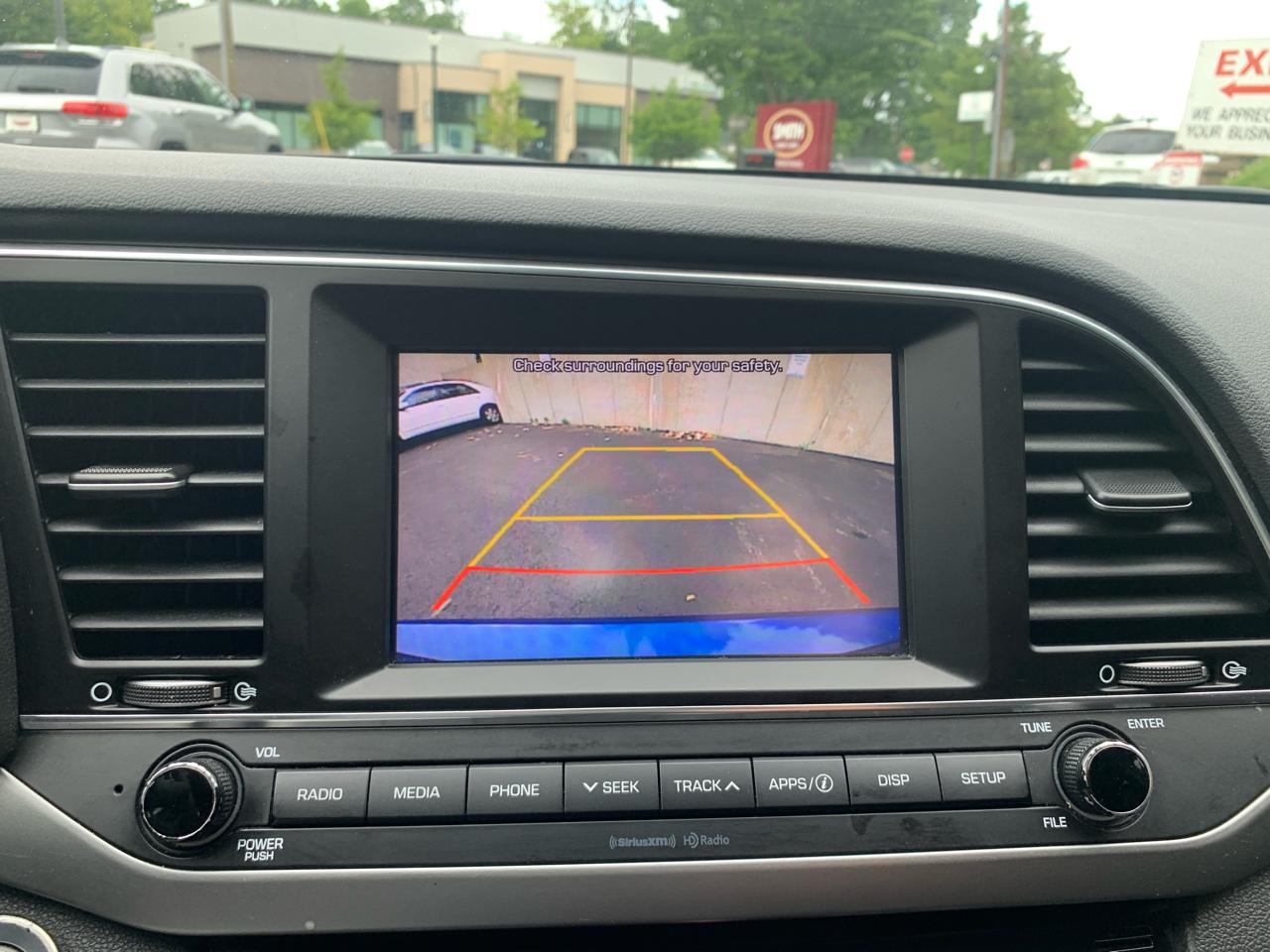 Hyundai Elantra  2017