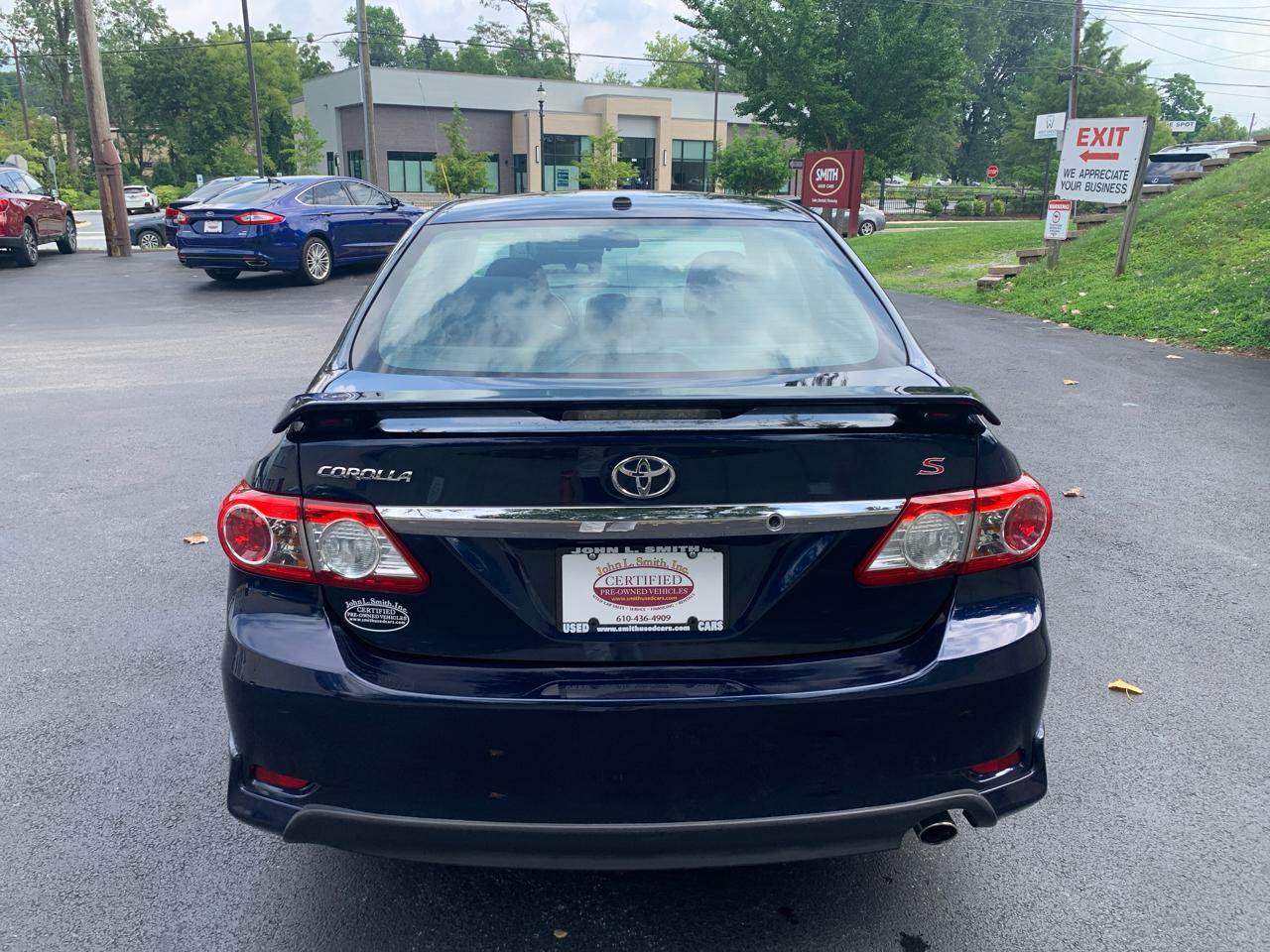 Toyota Corolla S 4-Speed AT 2013
