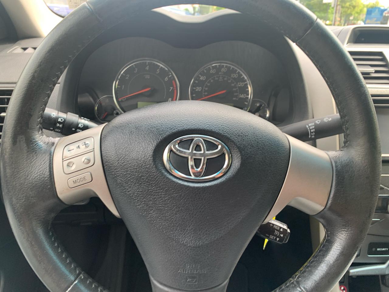 Toyota Corolla S 4-Speed AT 2013