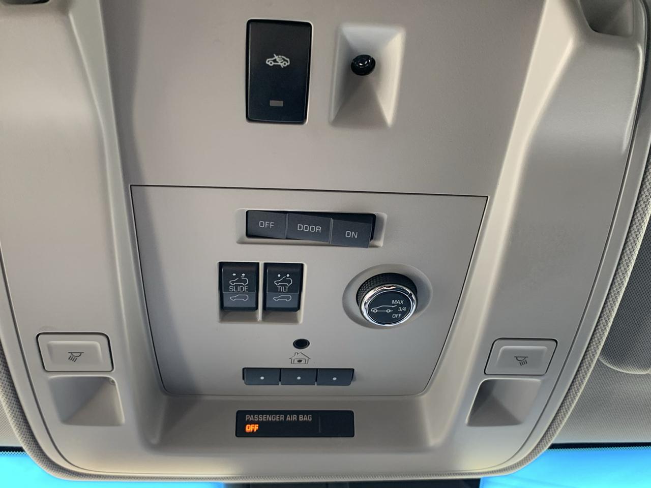 Chevrolet Tahoe 4WD 4dr LT 2018