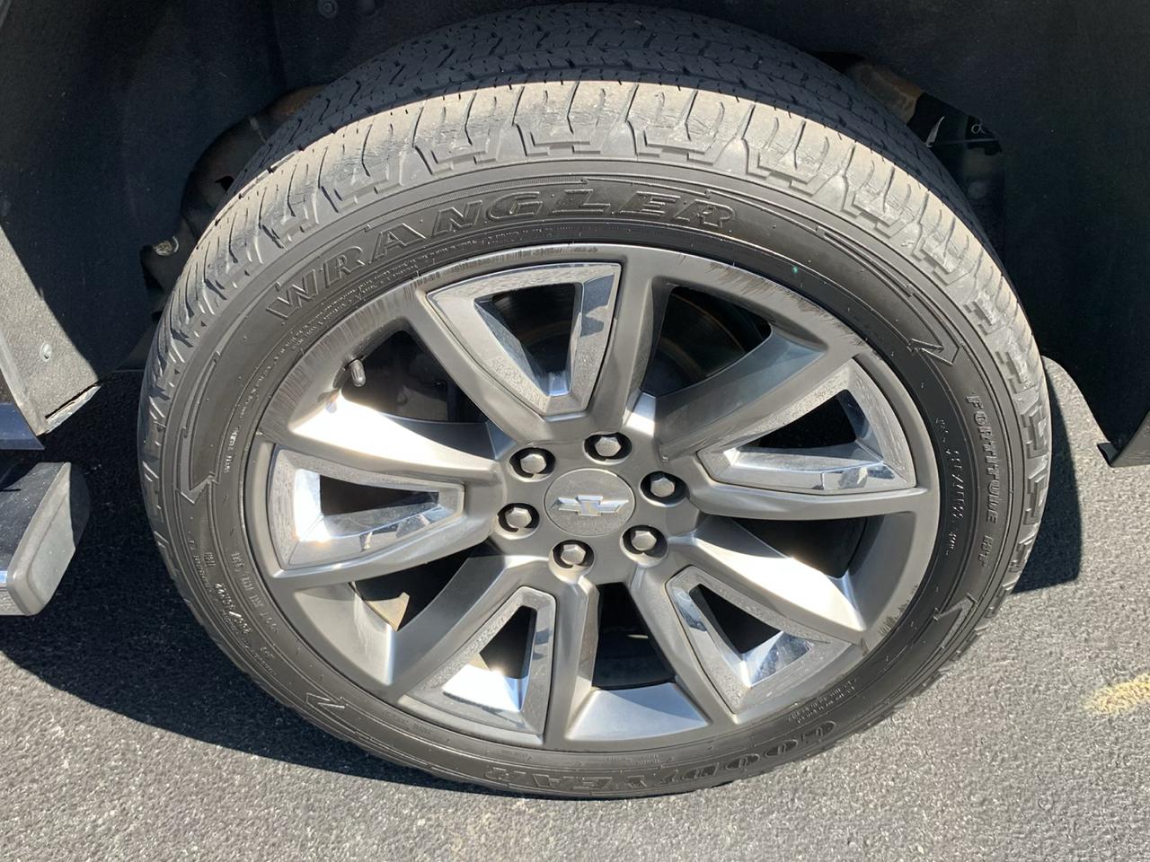 Chevrolet Tahoe 4WD 4dr LT 2018