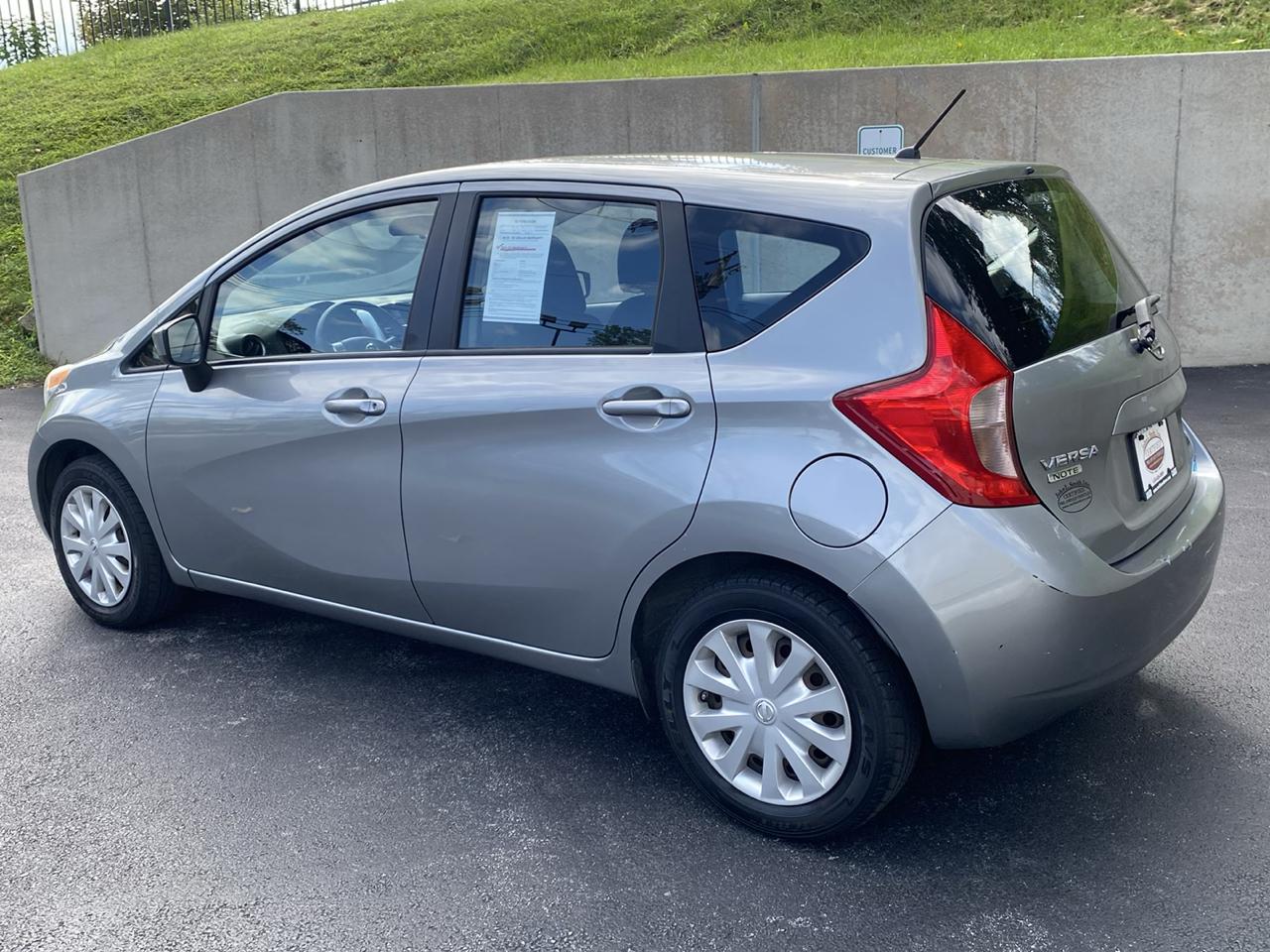 Nissan Versa Note 5dr HB CVT 1.6 SV 2015