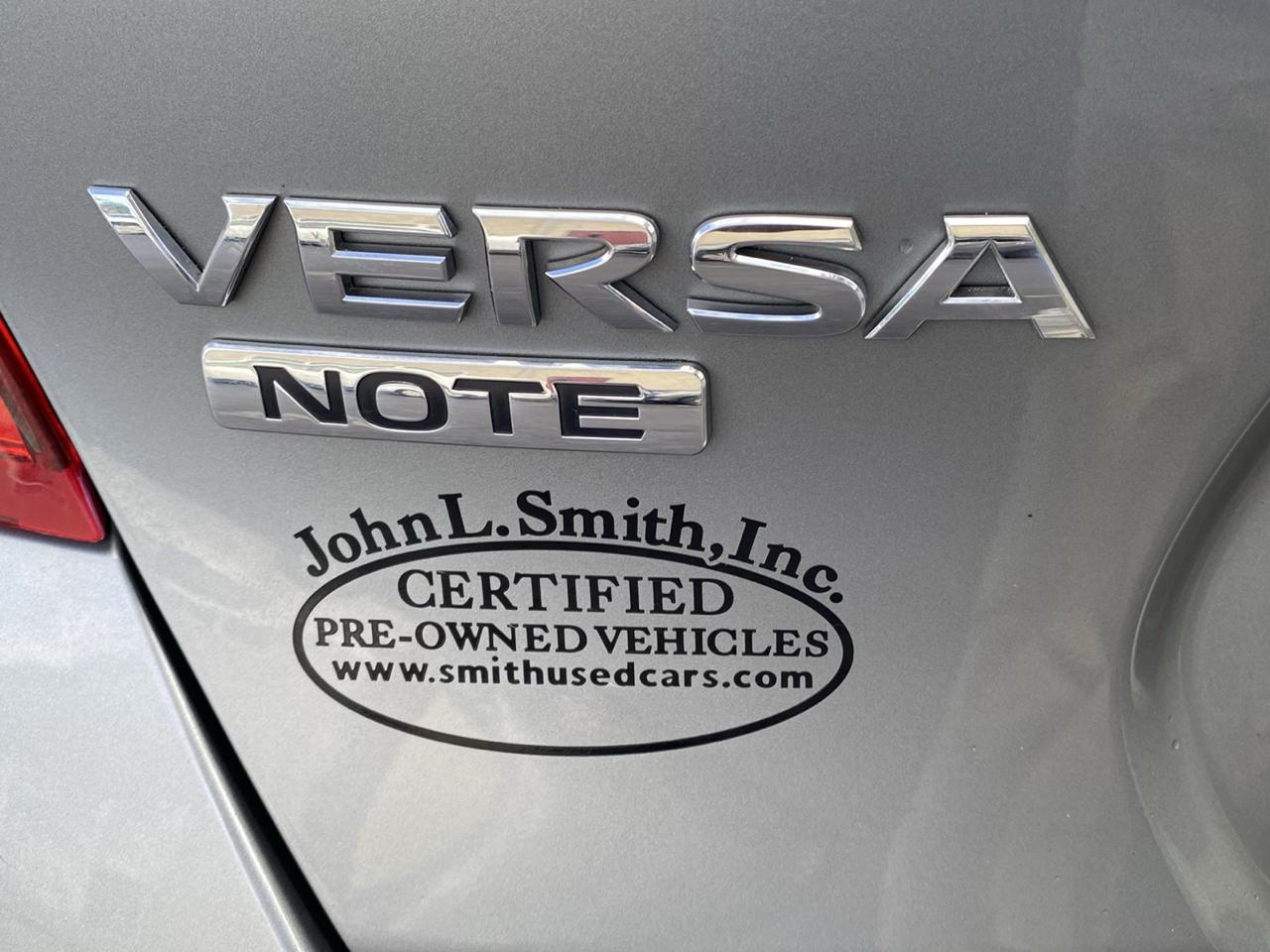 Nissan Versa Note 5dr HB CVT 1.6 SV 2015