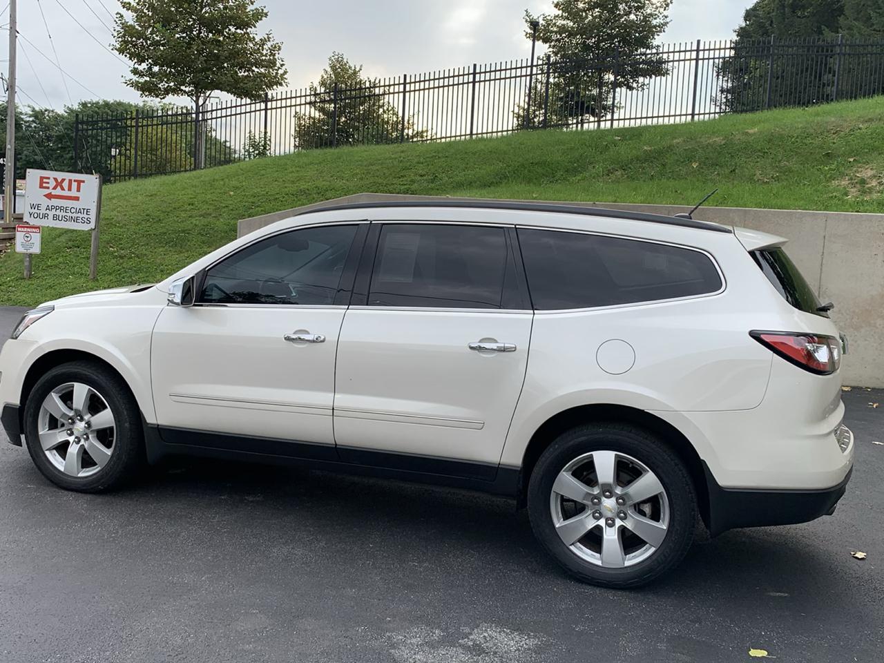 Chevrolet Traverse AWD 4dr LTZ 2015