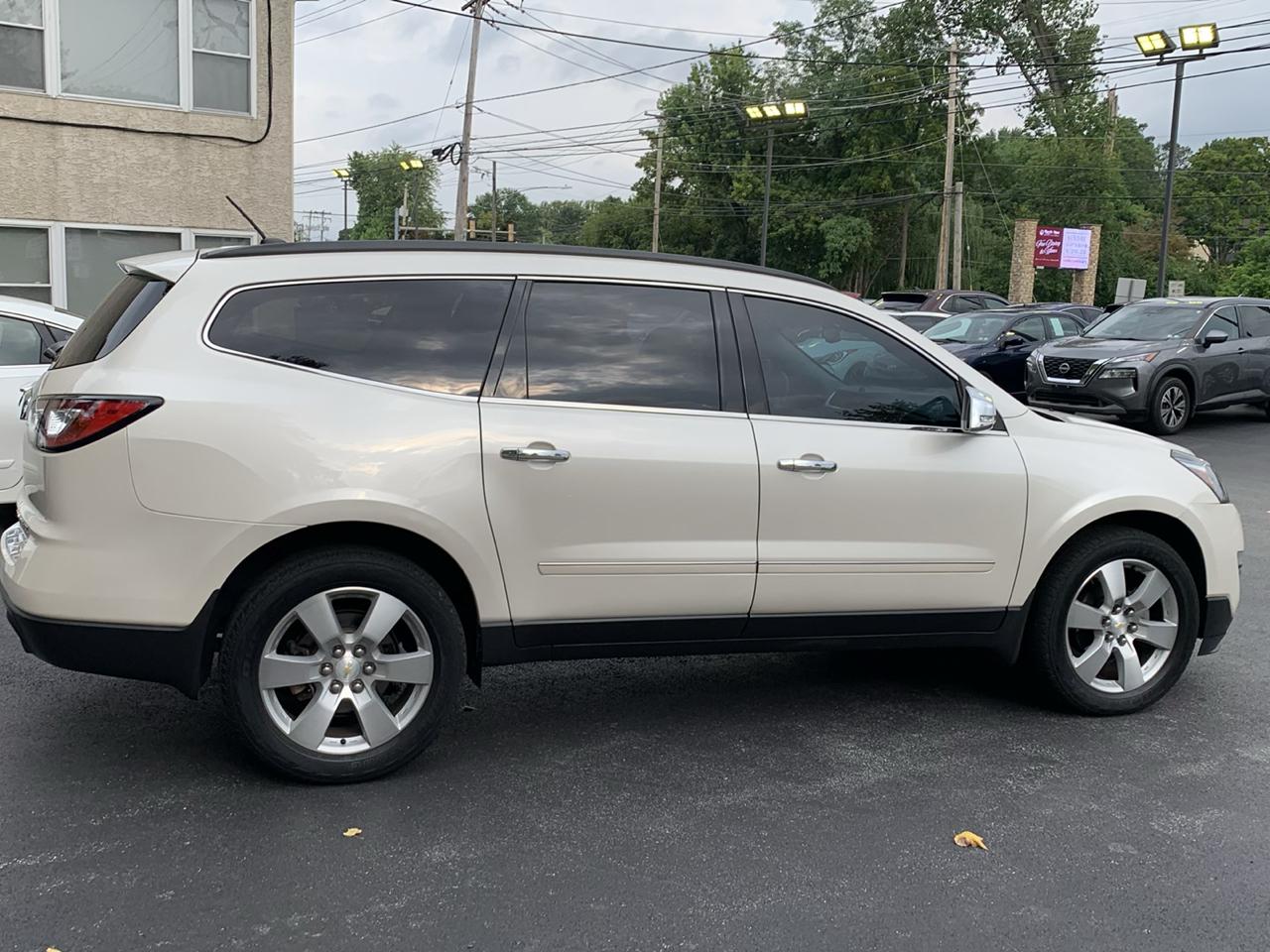 Chevrolet Traverse AWD 4dr LTZ 2015