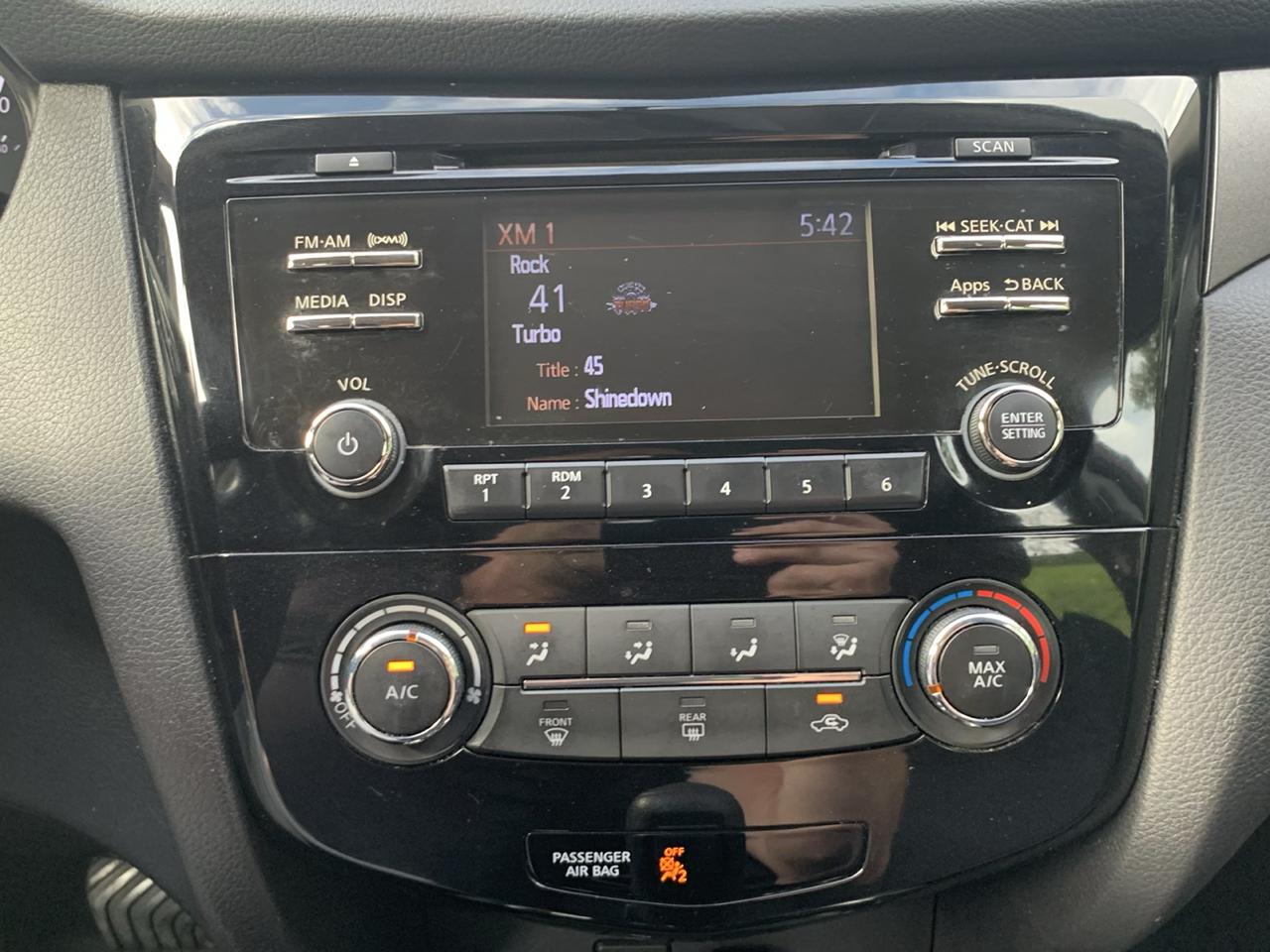 Nissan Rogue AWD 4dr SV 2015