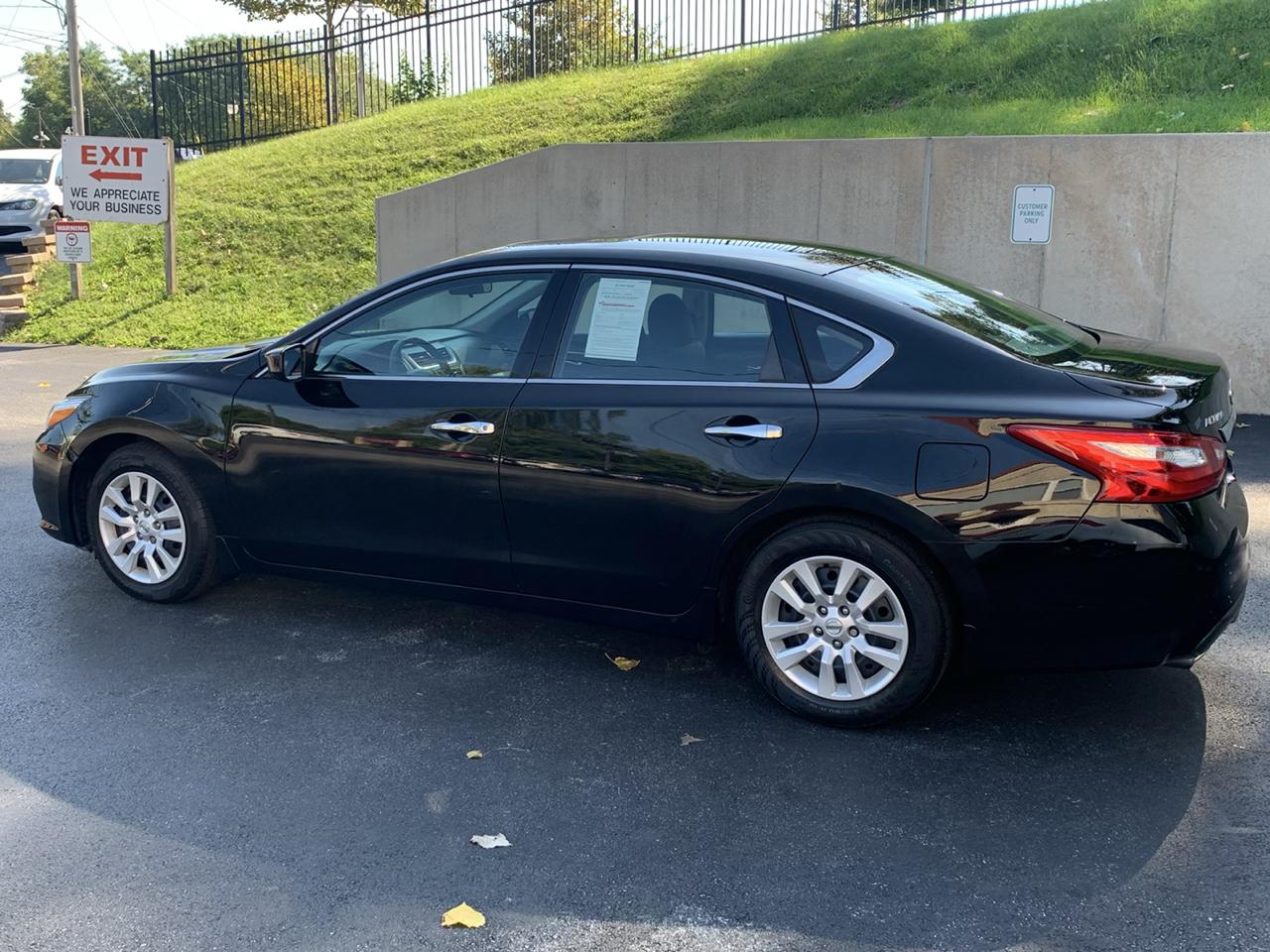 Nissan Altima 2.5 S Sedan 2017