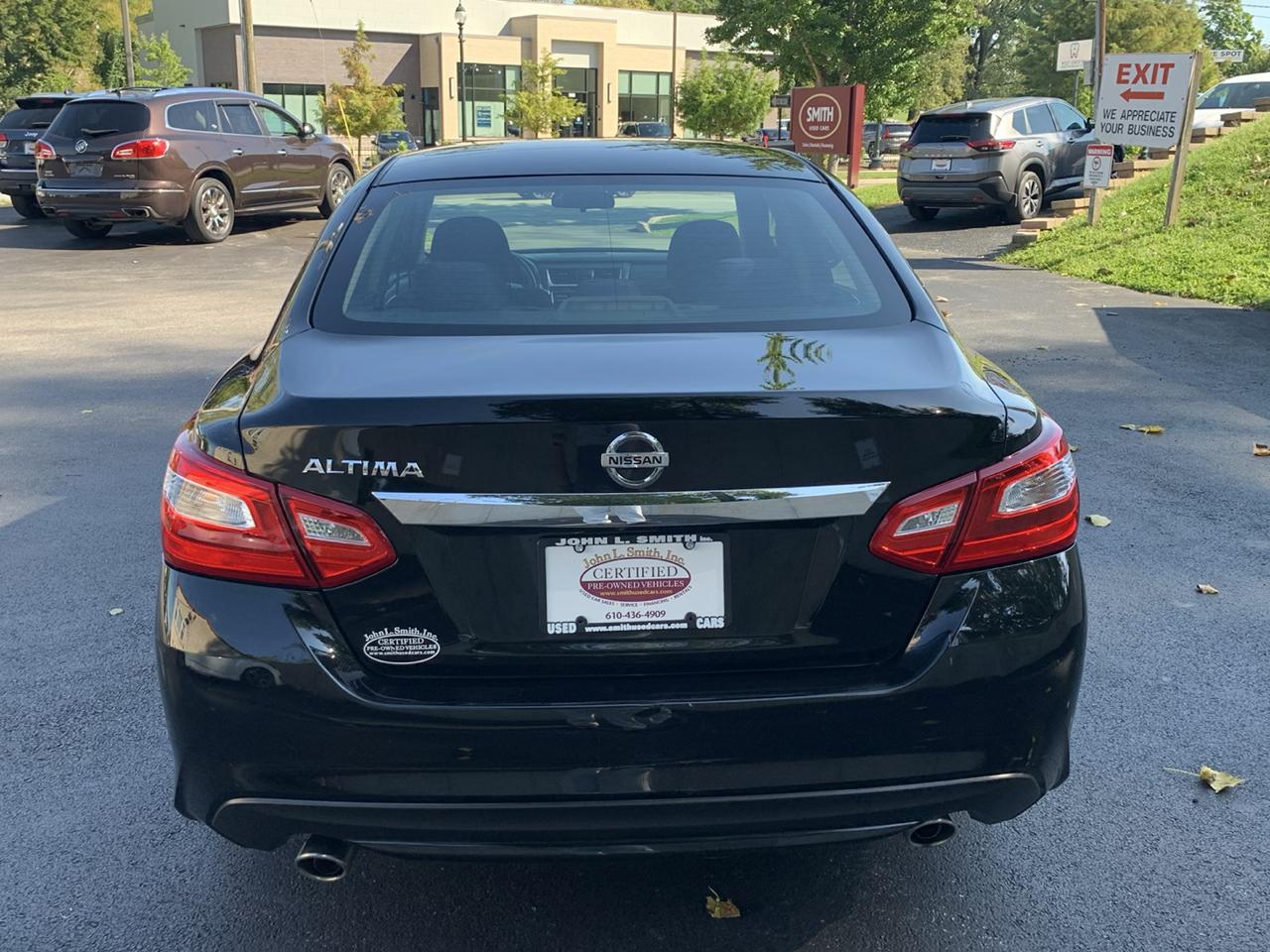 Nissan Altima 2.5 S Sedan 2017
