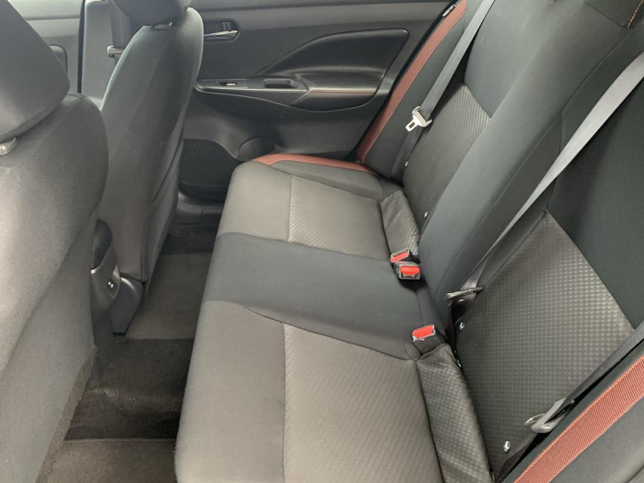 Nissan Versa SR CVT 2024