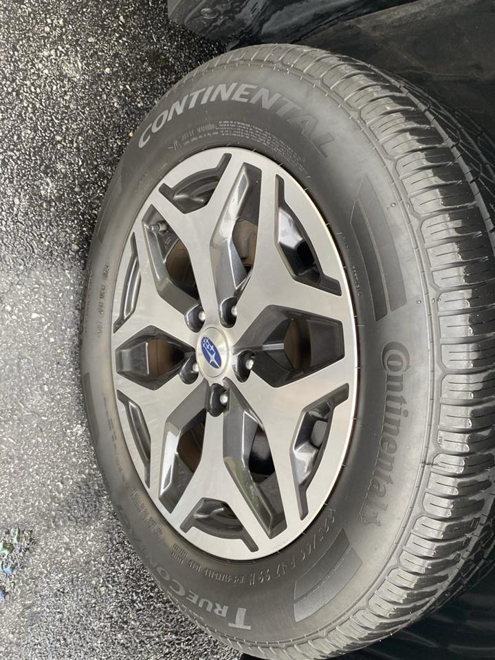 Subaru Forester Premium CVT 2023