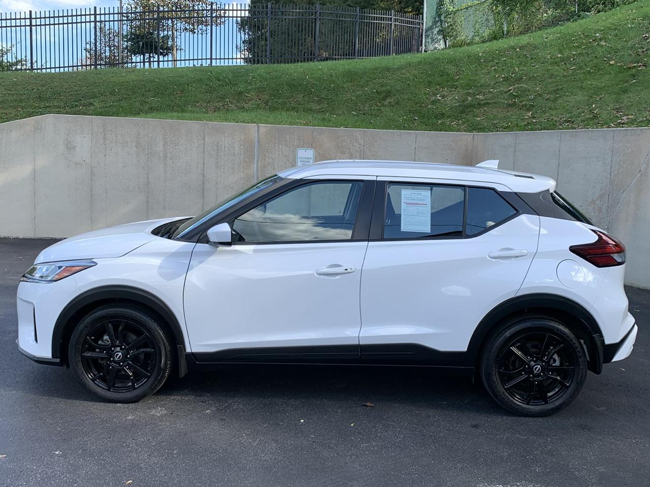 Nissan Kicks SV FWD 2023