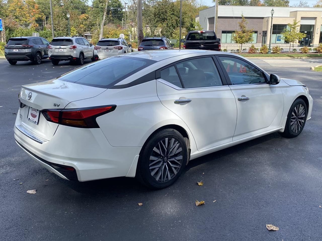 Nissan Altima 2.5 SV Sedan 2023