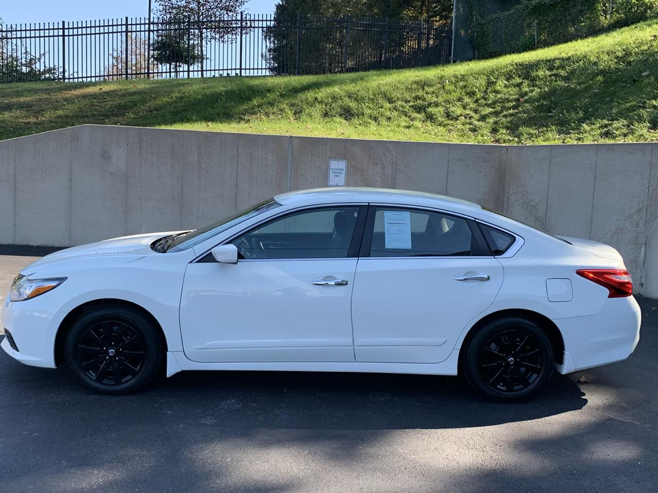 Nissan Altima 2.5 S Sedan 2017