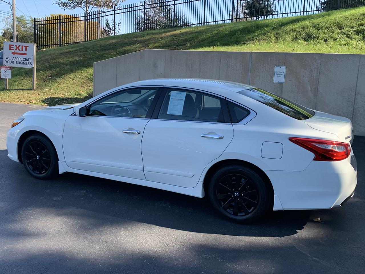 Nissan Altima 2.5 S Sedan 2017