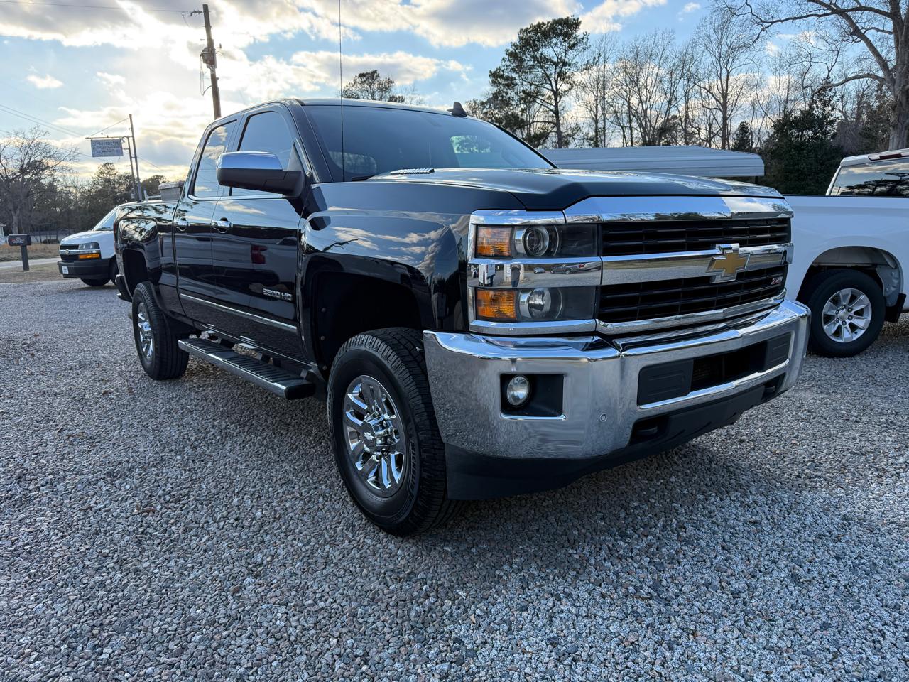 Chevrolet Silverado 2500HD 4WD Crew Cab 153.7" LTZ 2015