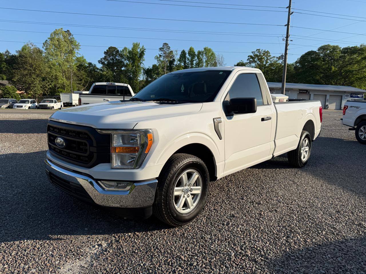 Ford F-150 2WD Reg Cab 122.5" XL 2021