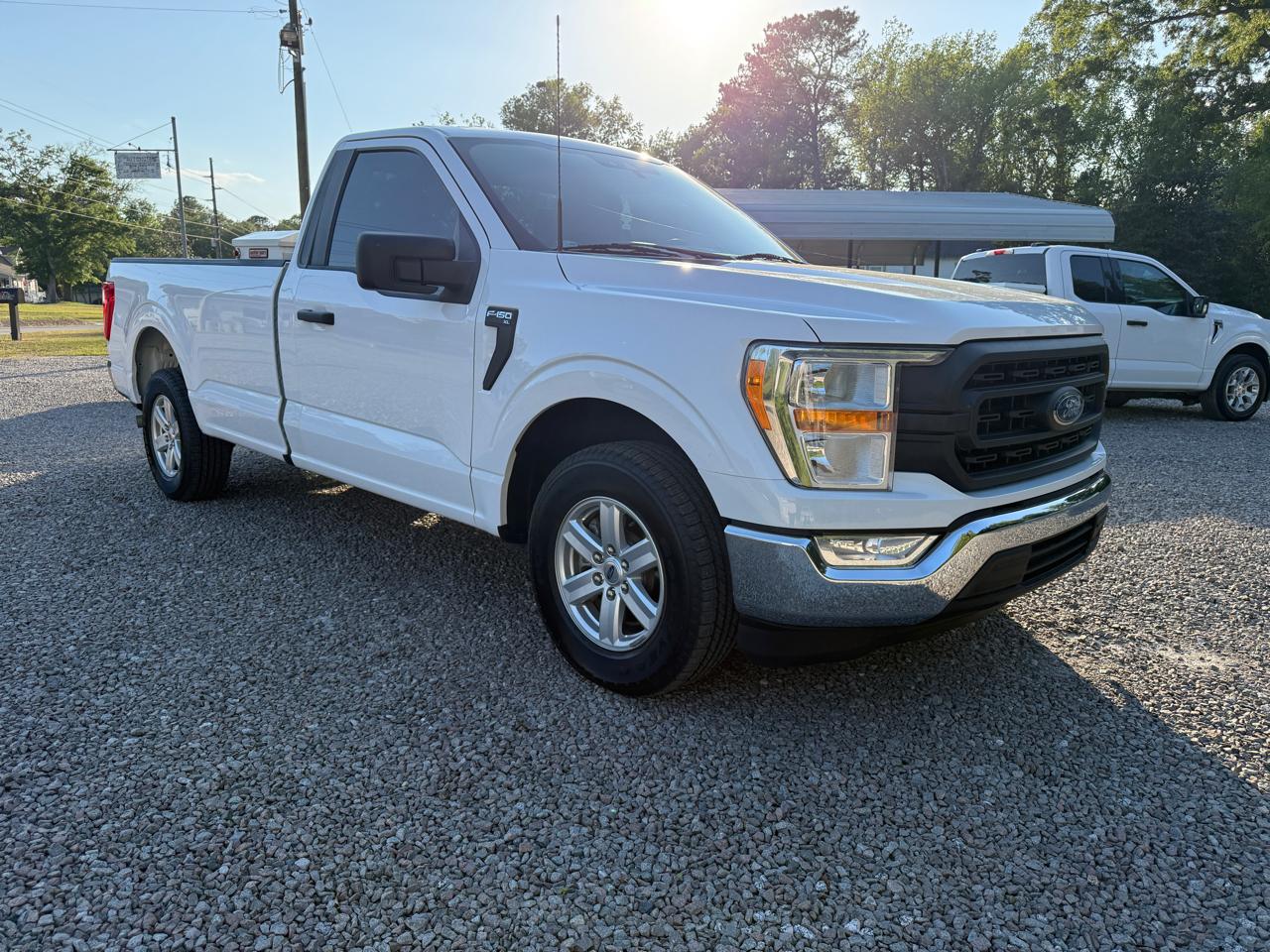 Ford F-150 2WD Reg Cab 122.5" XL 2021