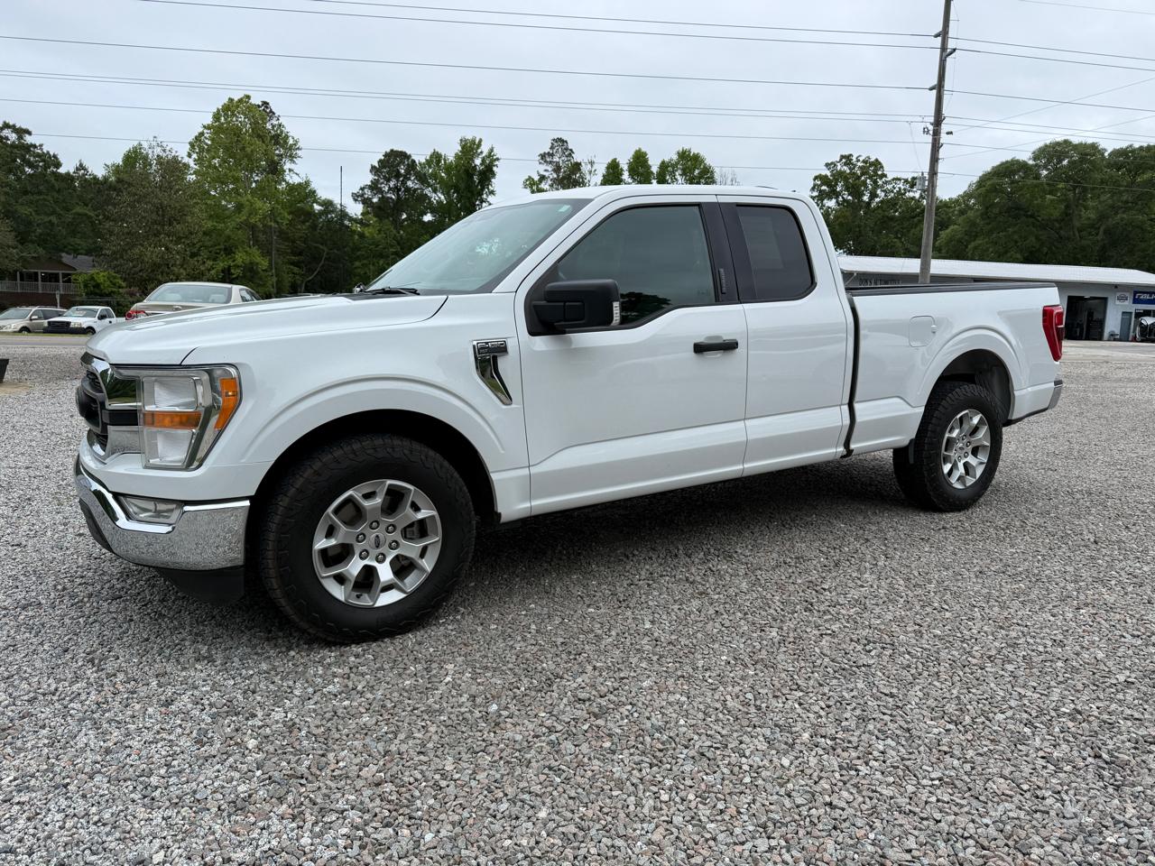 Ford F-150 2WD Supercab 133" XLT 2021