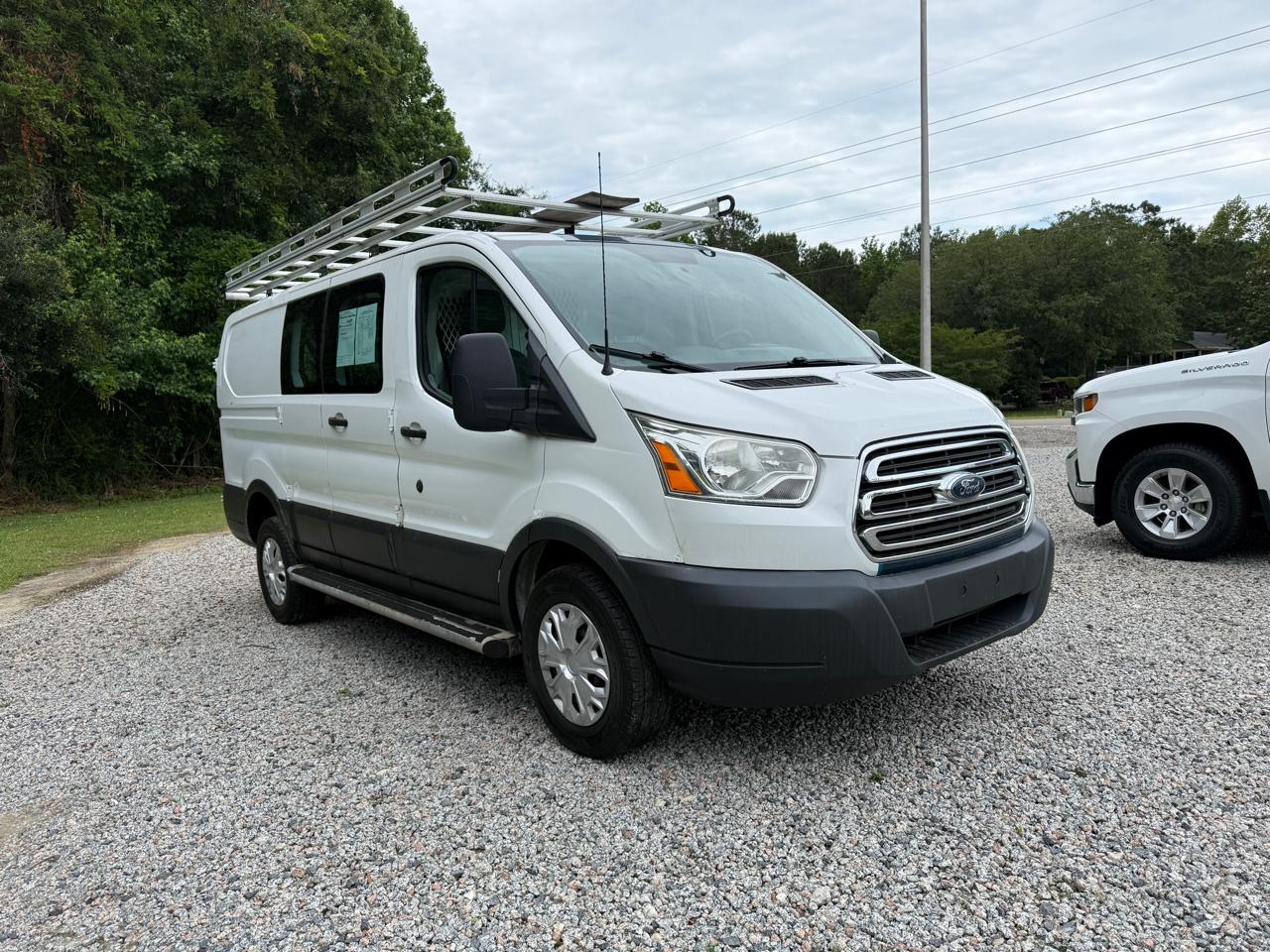 Ford Transit 150 Van Low Roof w/Sliding Pass. 148-in. WB 2015