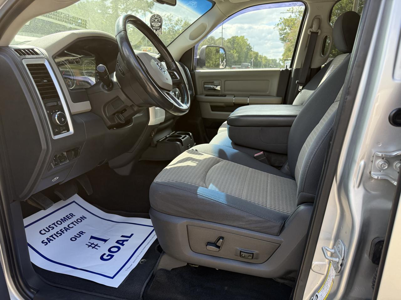 RAM 3500 4WD Crew Cab 169" Big Horn 2010