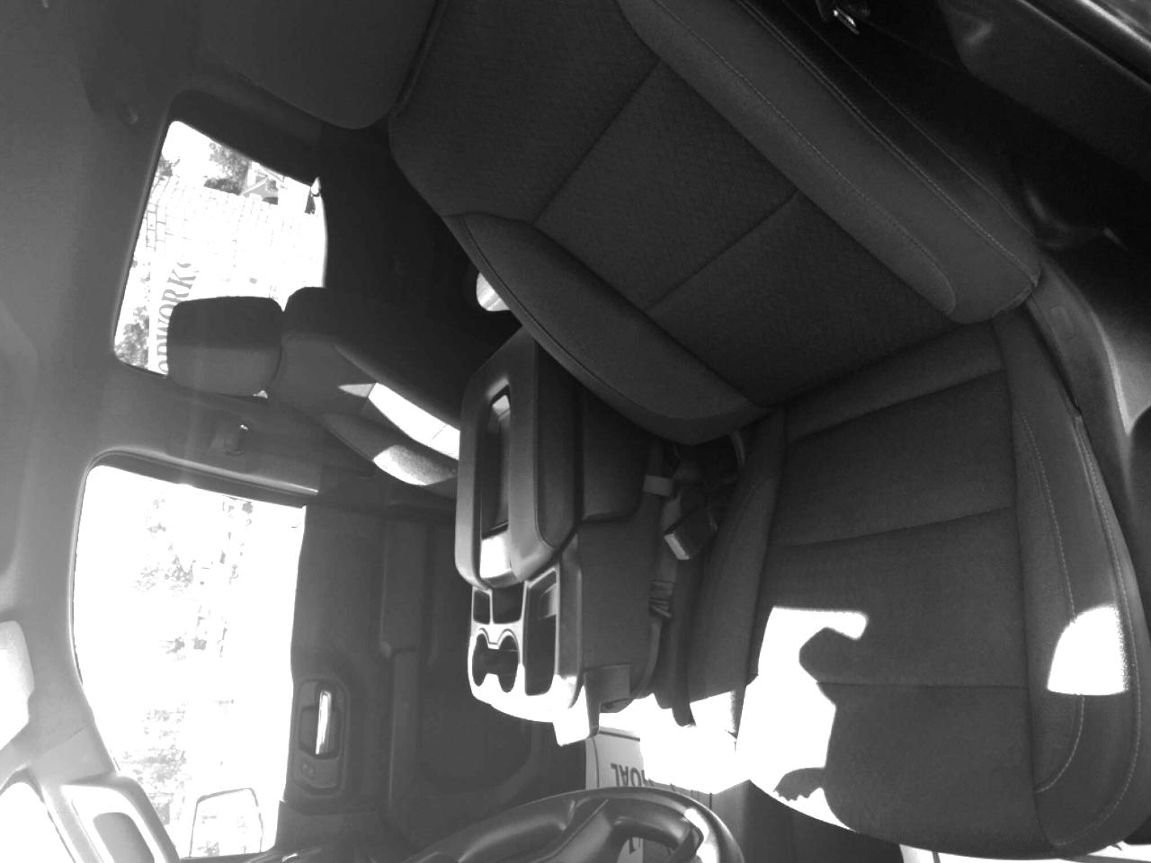 Chevrolet Silverado 1500 2WD Crew Cab 147" Custom 2022