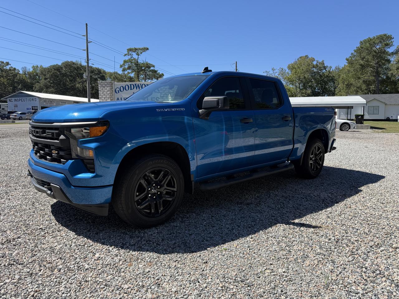 Chevrolet Silverado 1500 2WD Crew Cab 147" Custom 2022
