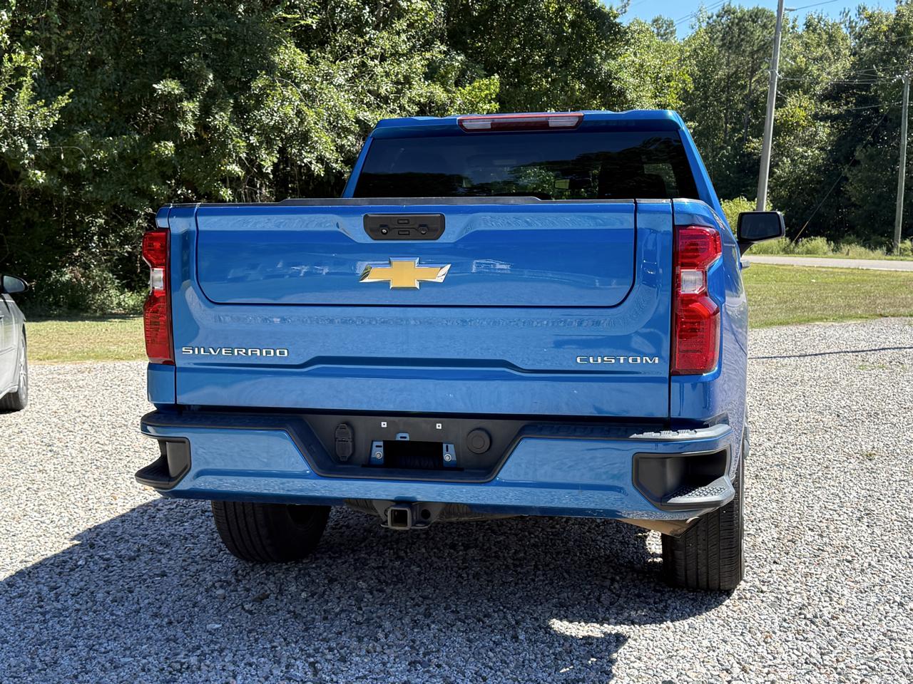 Chevrolet Silverado 1500 2WD Crew Cab 147" Custom 2022