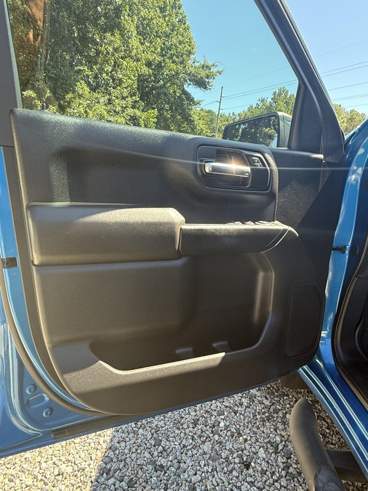 Chevrolet Silverado 1500 2WD Crew Cab 147" Custom 2022