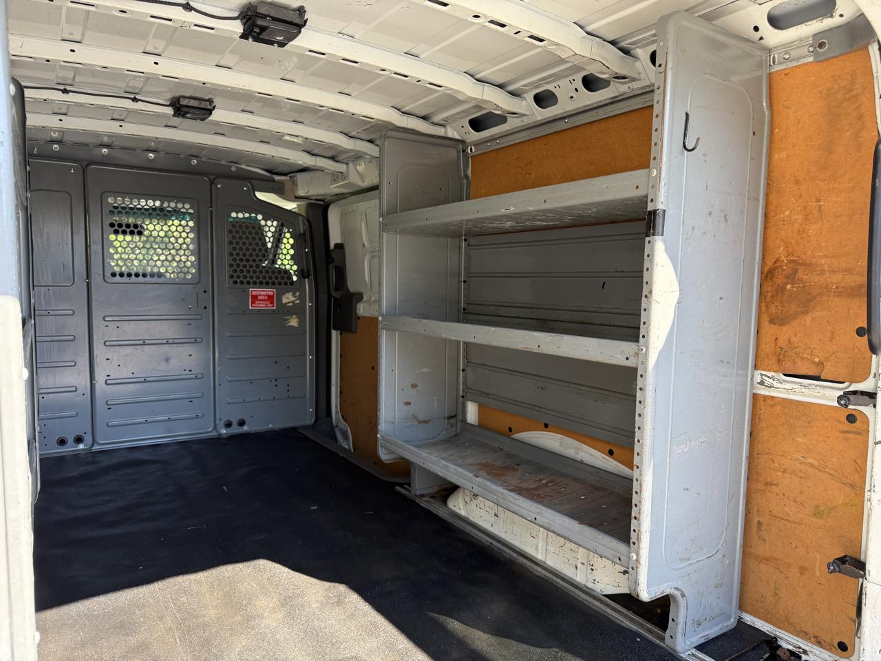Nissan NV 2500 HD  2017