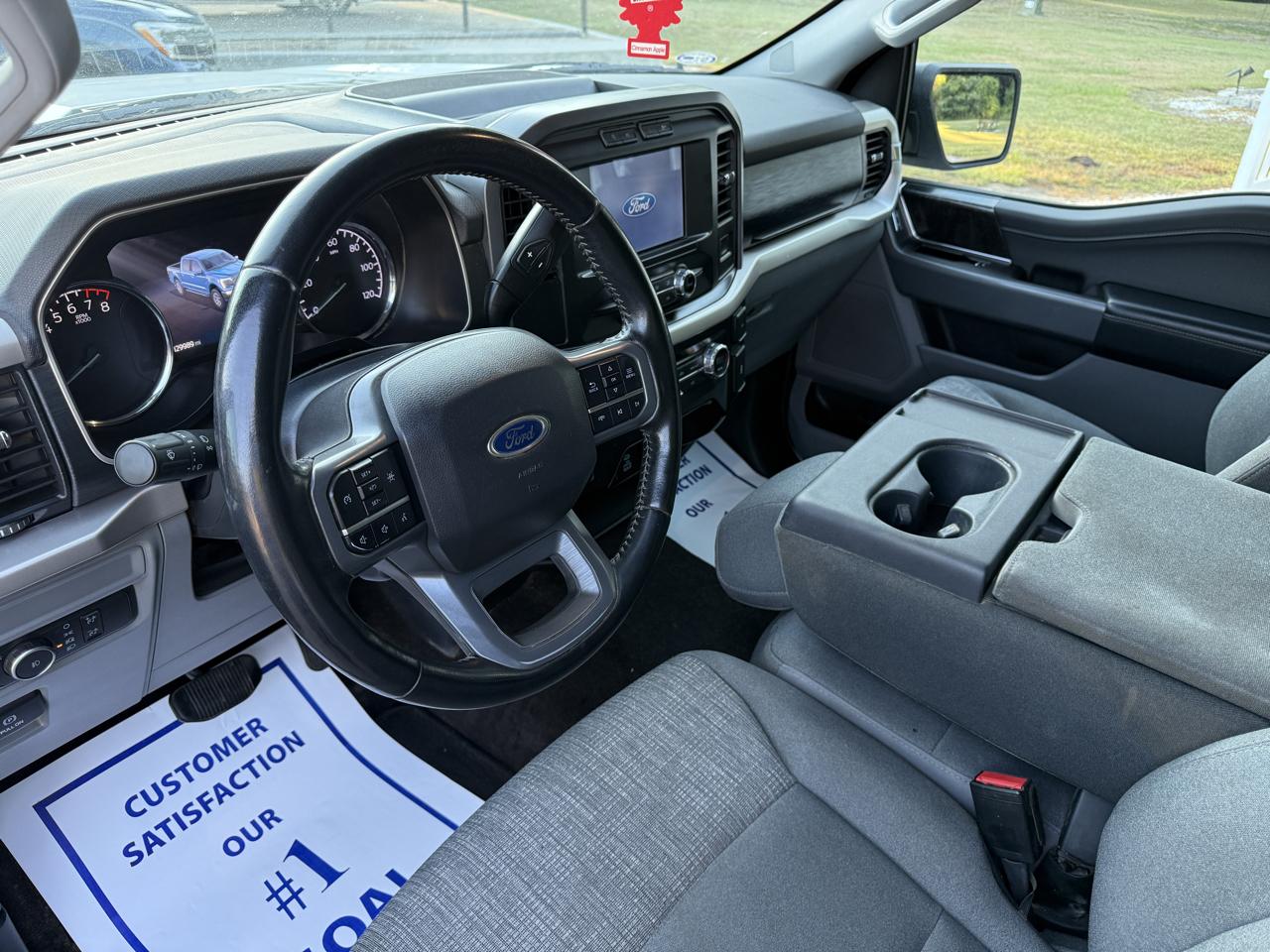 Ford F-150 2WD SuperCab 145" XLT 2021