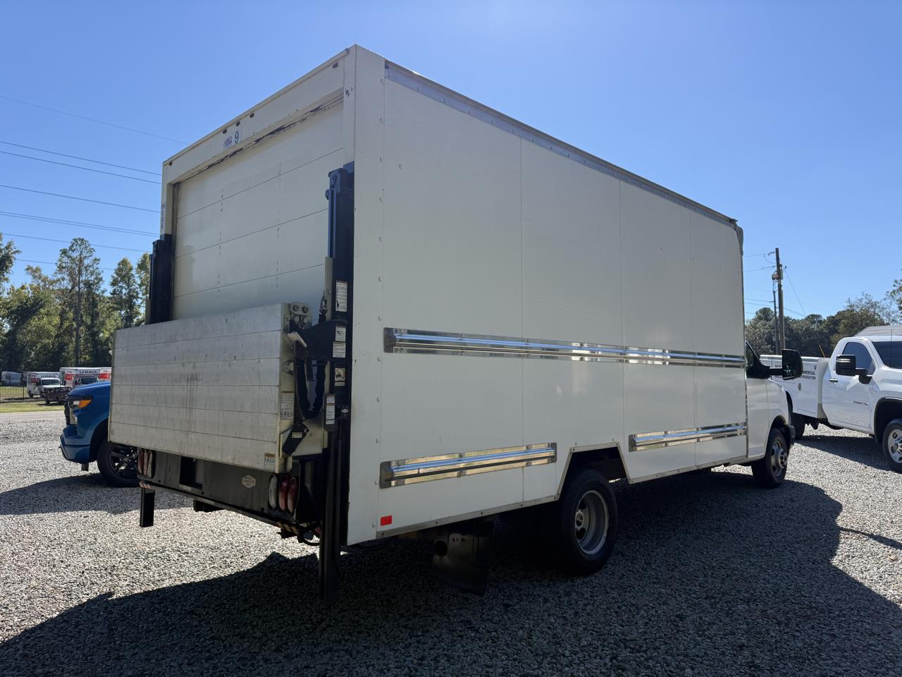 GMC Savana G3500  2017