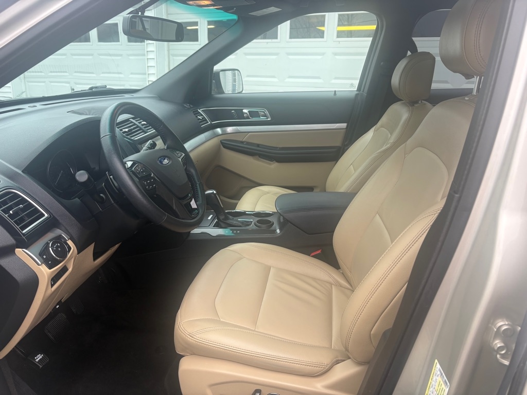 Ford Explorer XLT FWD 2017