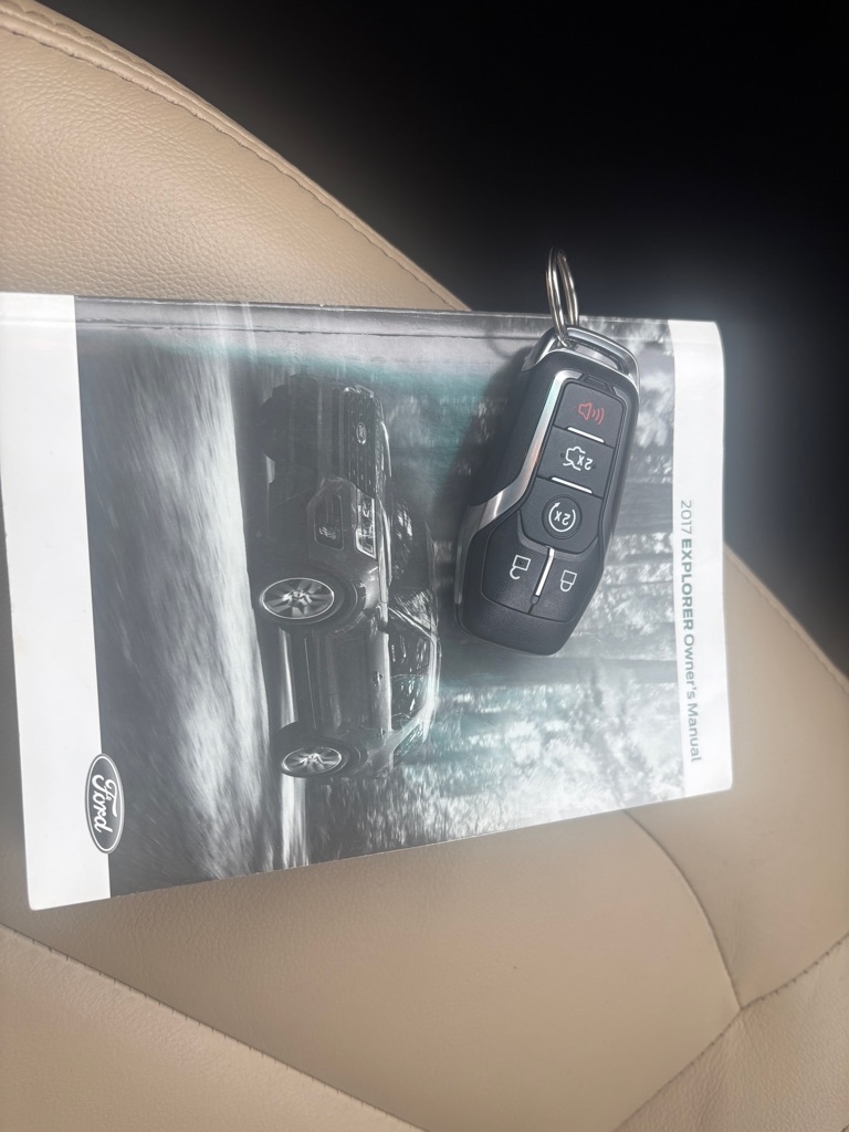 Ford Explorer XLT FWD 2017