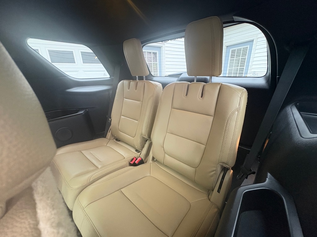 Ford Explorer XLT FWD 2017