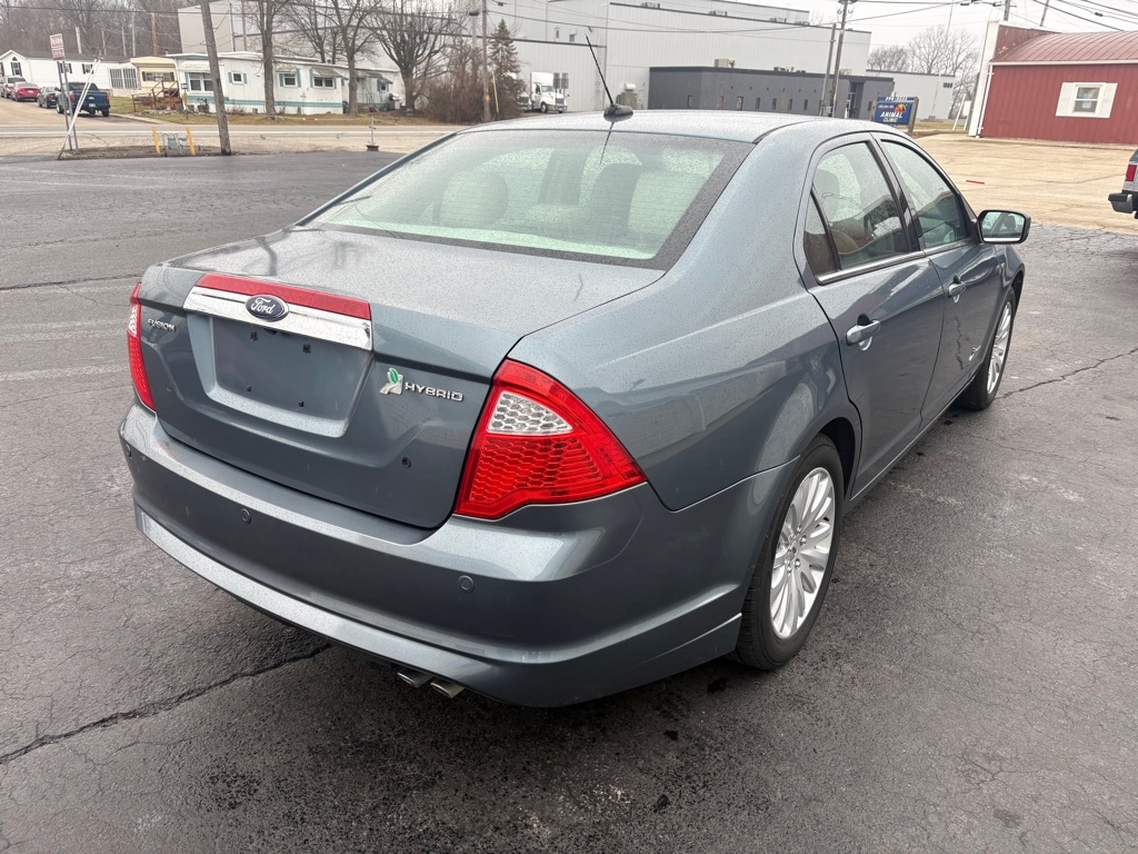 Ford Fusion Hybrid Sedan 2011