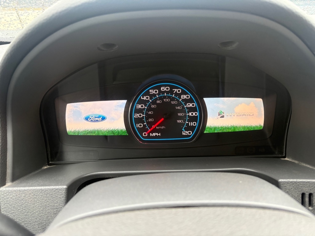 Ford Fusion Hybrid Sedan 2011