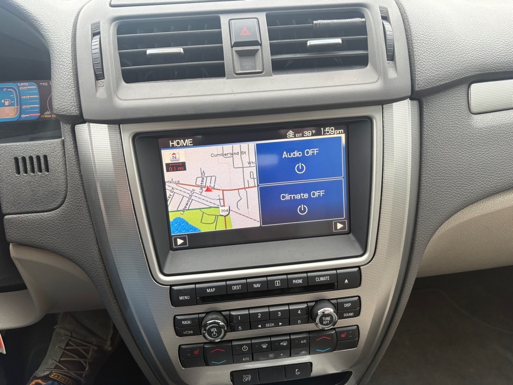 Ford Fusion Hybrid Sedan 2011