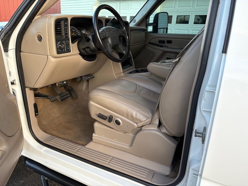 Chevrolet Silverado Classic 3500 LT1 Crew Cab 4WD 2007