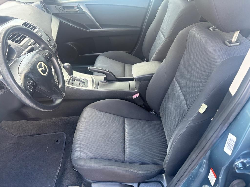2011 Mazda MAZDA3 i Touring - Photo 13