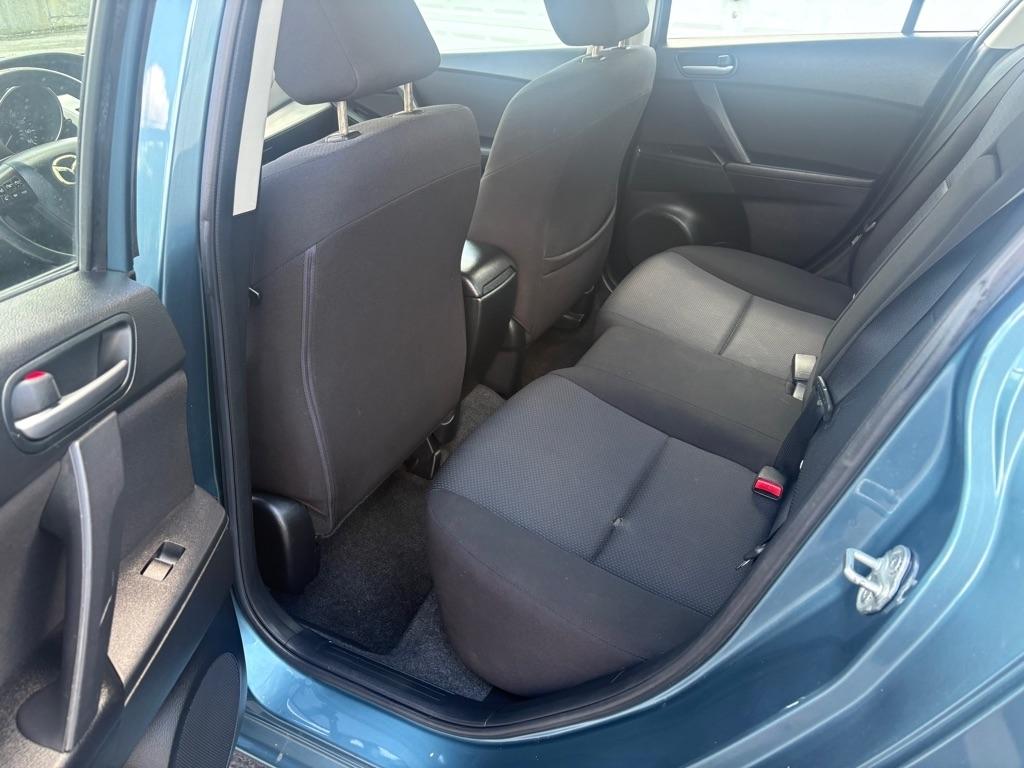 2011 Mazda MAZDA3 i Touring - Photo 14