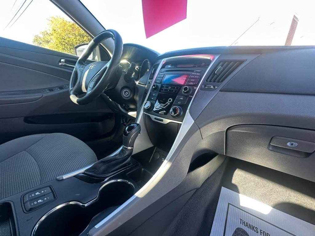 Hyundai Sonata GLS 2013