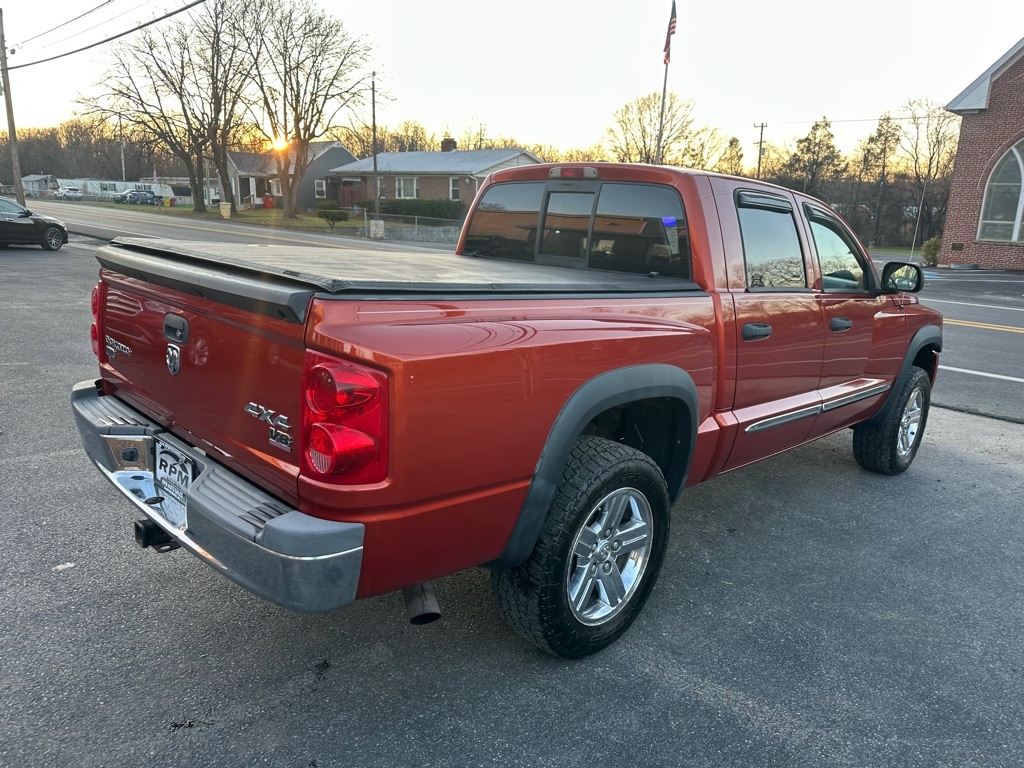 Dodge Dakota Laramie Crew Cab 4WD 2008