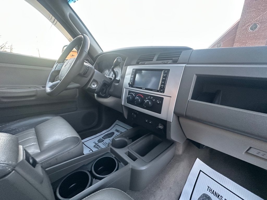 Dodge Dakota Laramie Crew Cab 4WD 2008