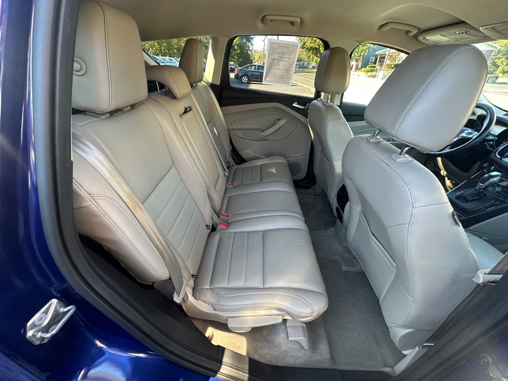 Ford Escape Titanium FWD 2016 Ford Escape Titanium FWD 2016