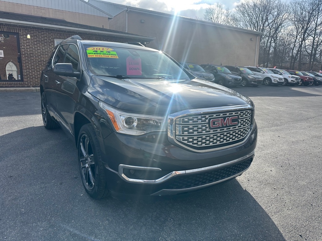GMC Acadia Denali AWD 2017