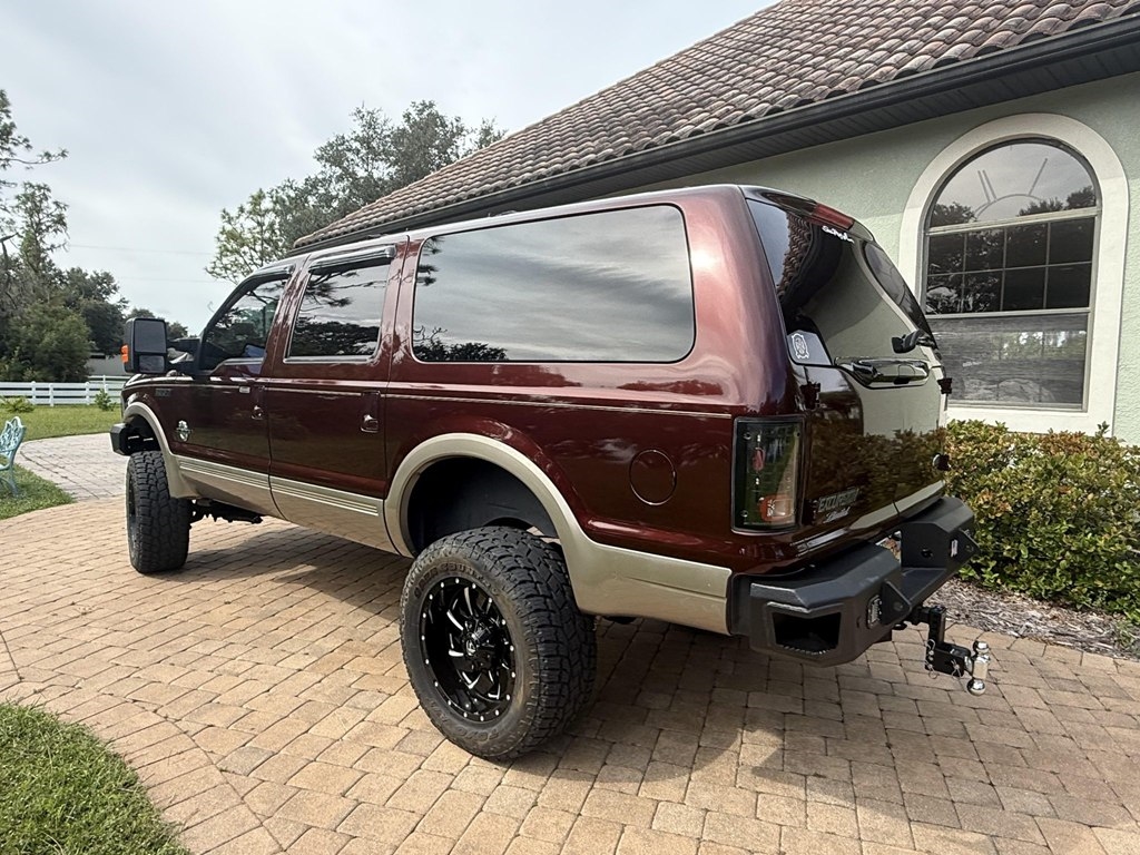 Ford Excursion Limited 4WD 2001