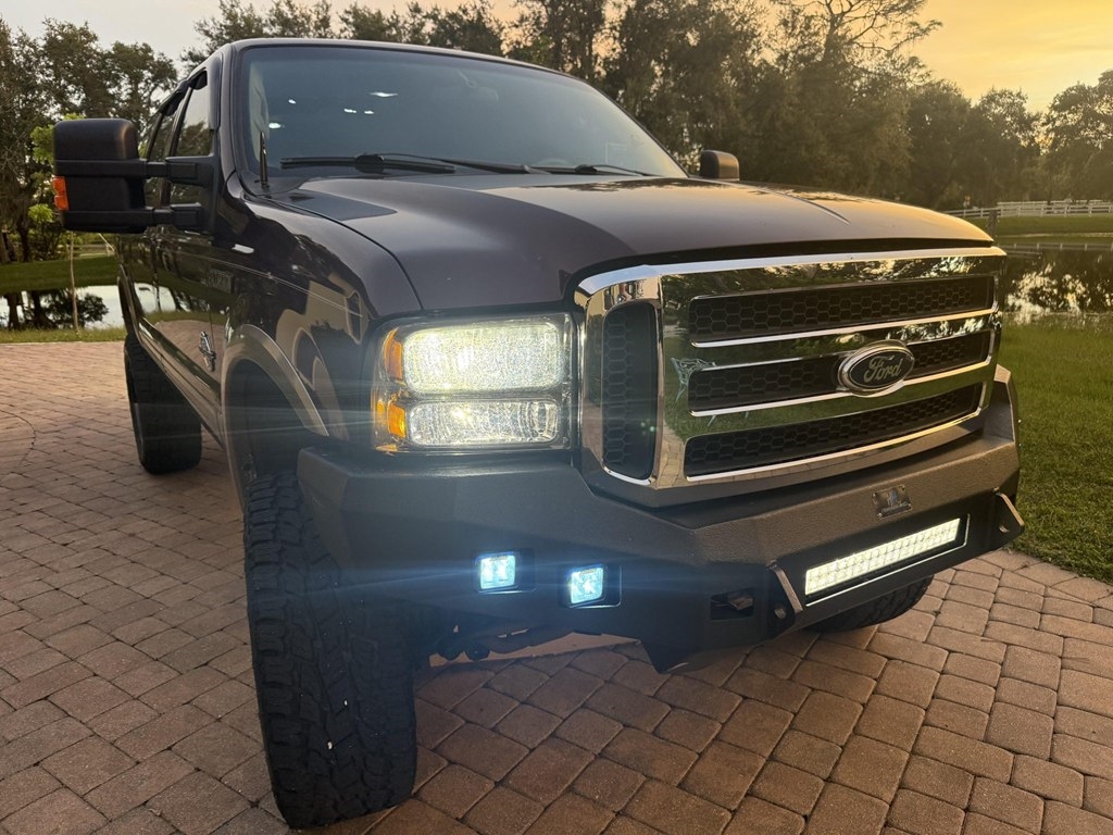 Ford Excursion Limited 4WD 2001