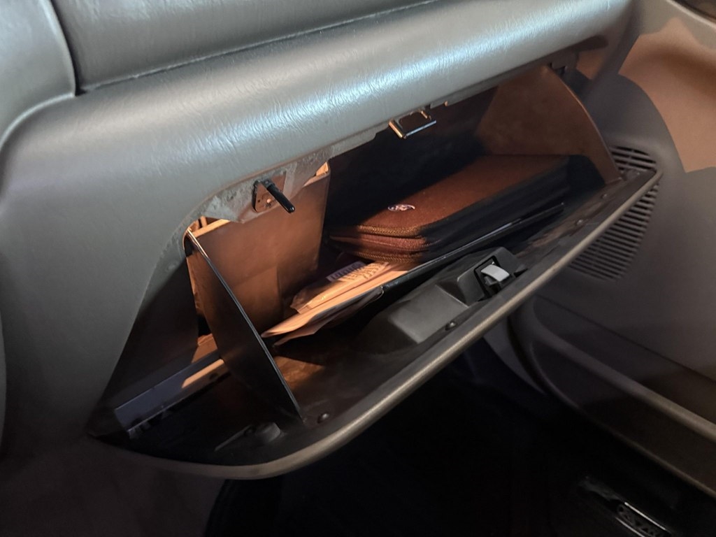 Ford Excursion Limited 4WD 2001