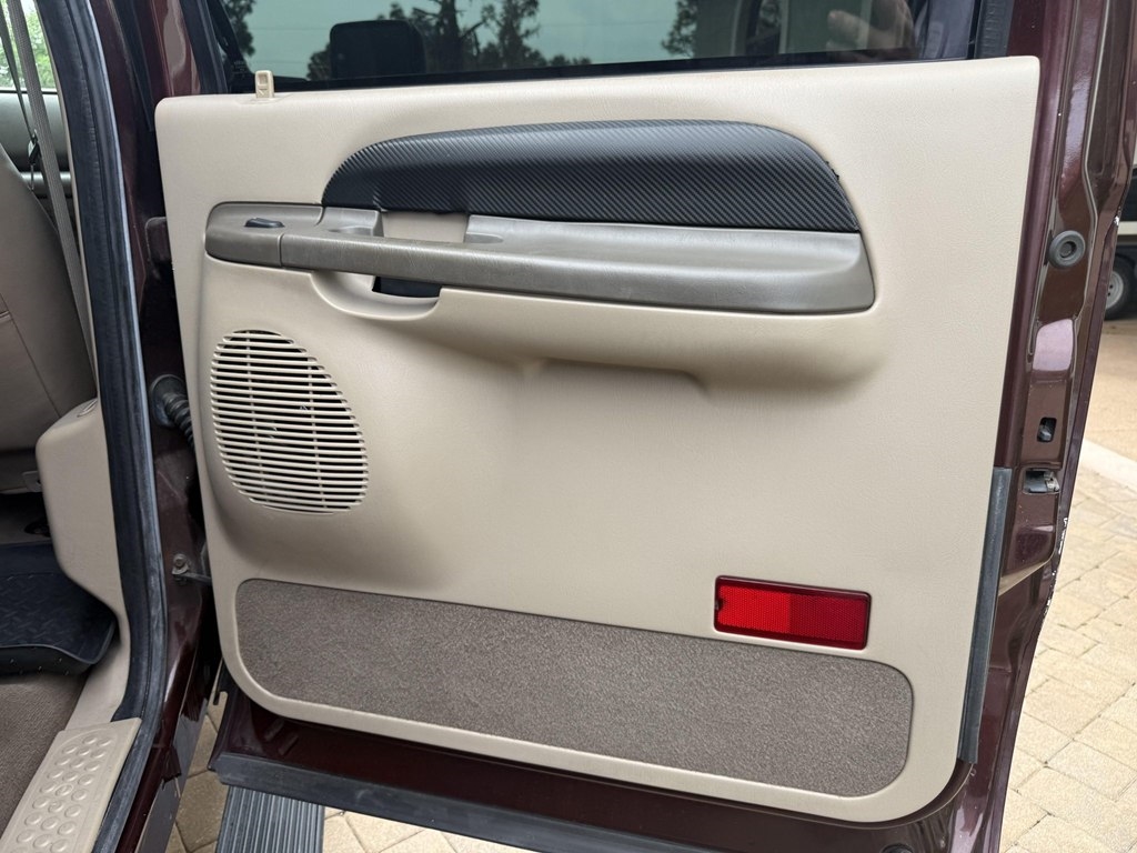 Ford Excursion Limited 4WD 2001