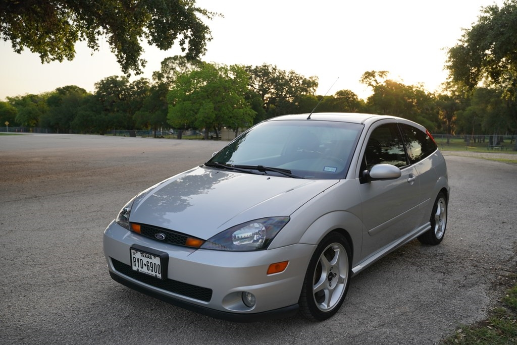 Ford Focus ZX3 SVT 2002